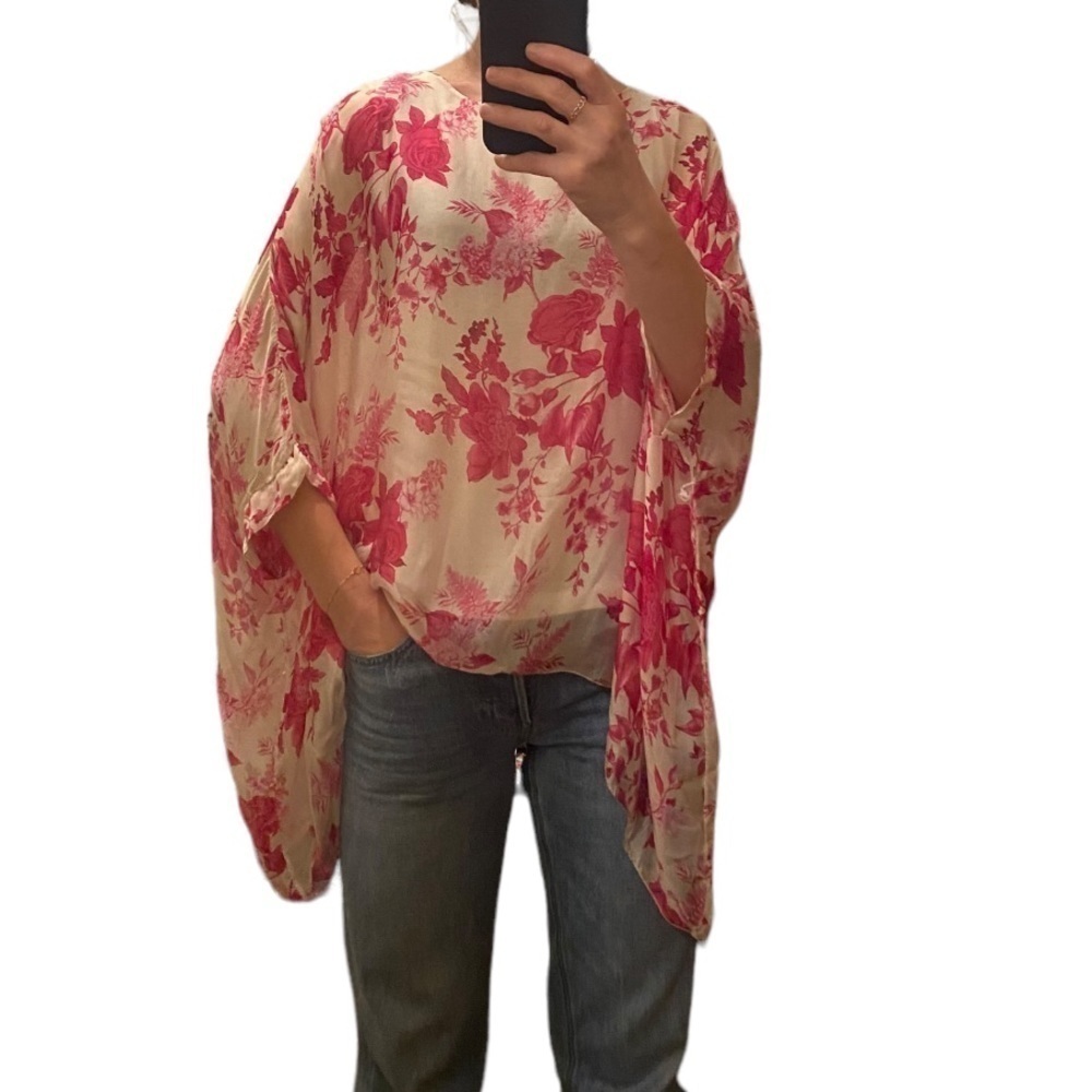 Elena Baldi Made in Italy silk blend floral blouse. Size S . Oversize fit . New.